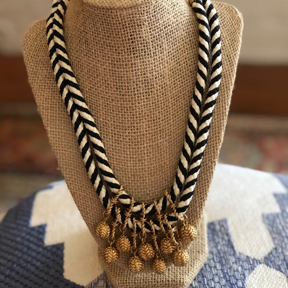 Stella and Dot necklace